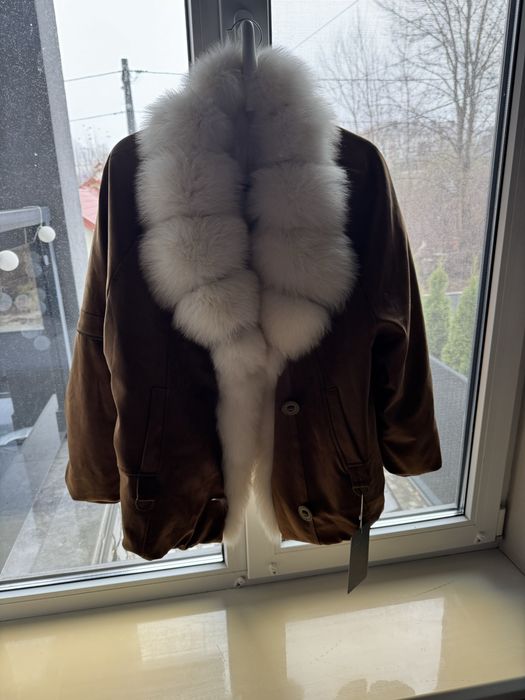 Пуховик-парка замшевая с мехом лисы.