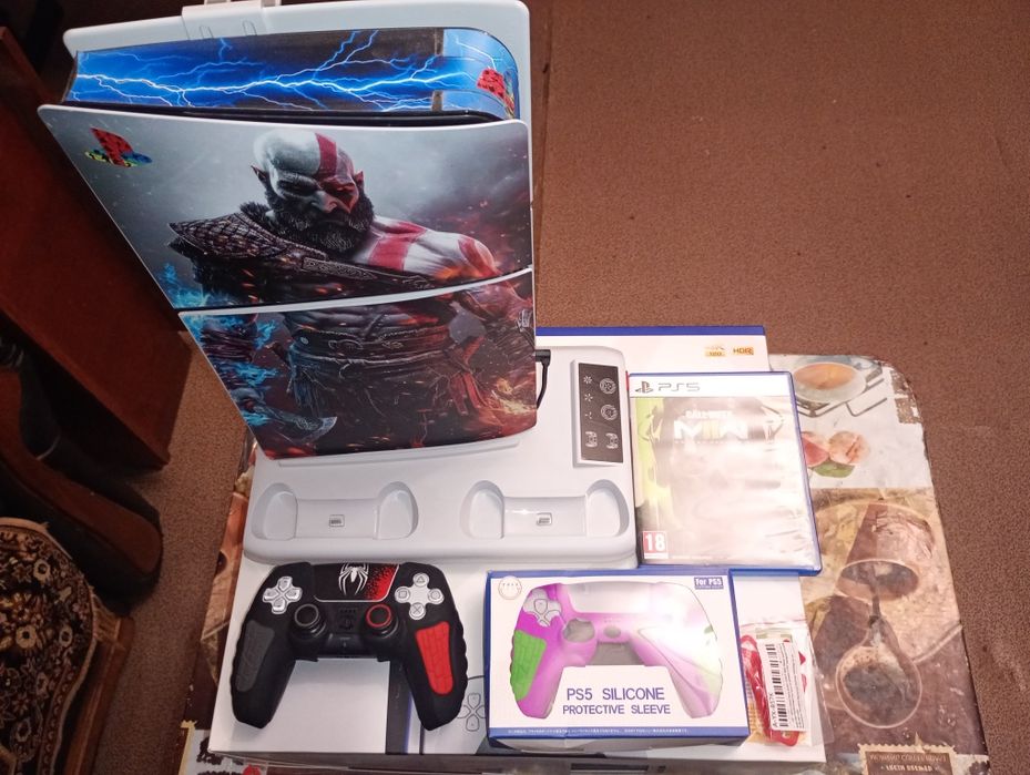 Playstation 5 slim 1TB(2016)Call of duty (Modern warfare)