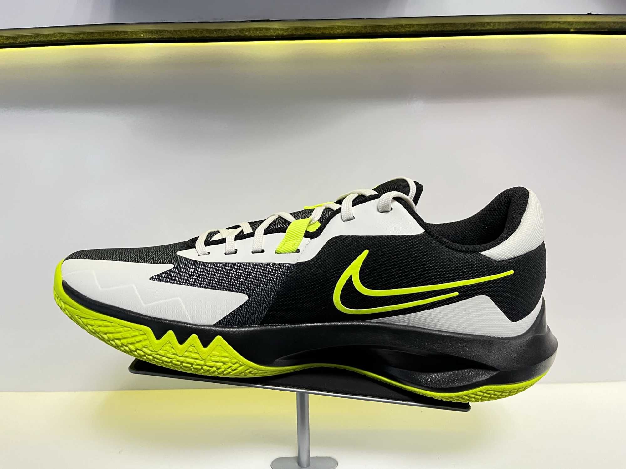 Кроссовки Nike Precision VI (DD9535-009) оригинал