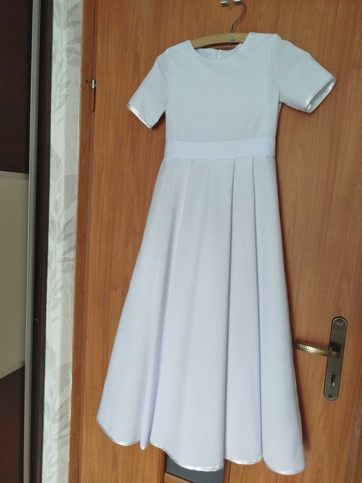 Alba komunijna dla dziewczynki rozmiar 140