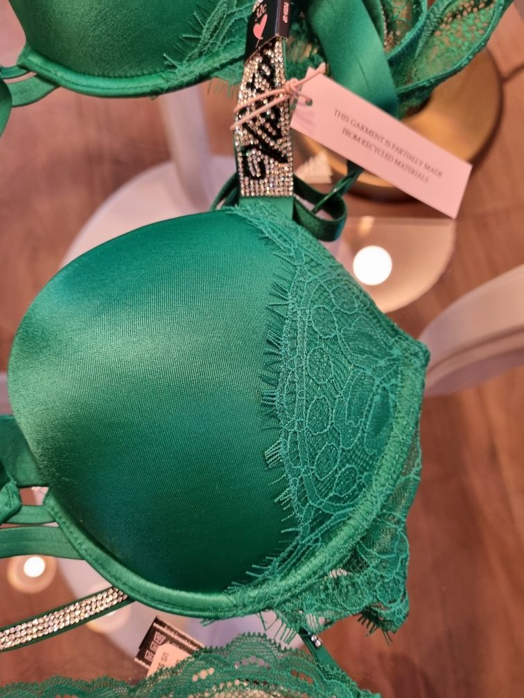 Комплект Victoria's secret со стразами 32С,34В/хс,с