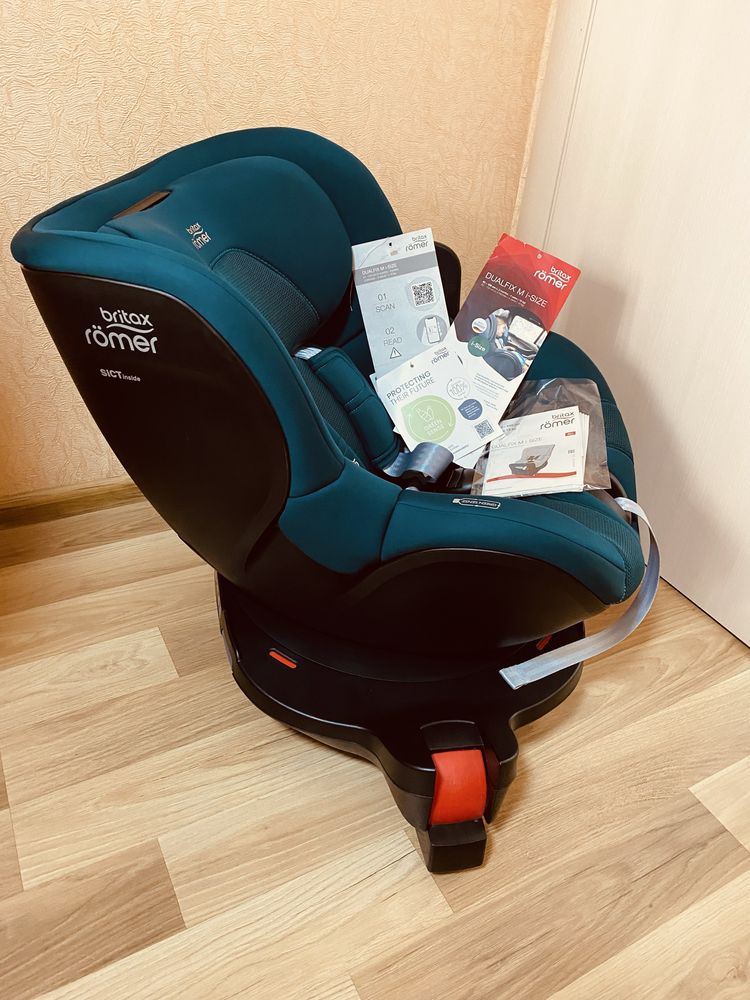 Автокресло Britax-Romer Dualfix I-Size V22 Atlantic Green до 4,5 лет