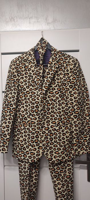 Męski garnitur Oppo Suits