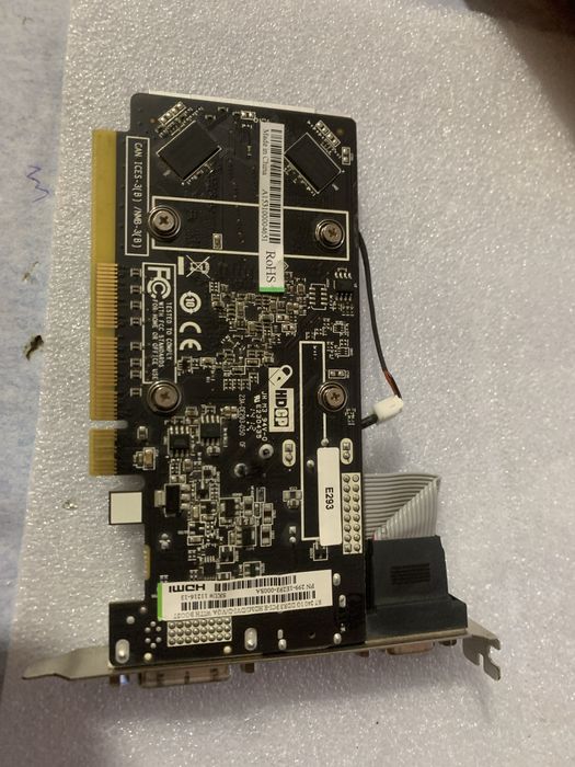 Відеокарти Asus Saphire Palit