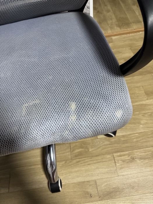 Продам комп’ютерний стілець»