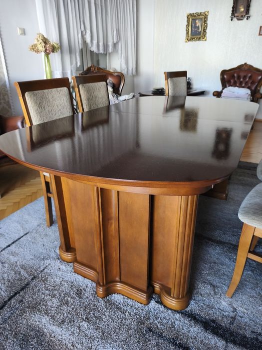 Stoł z kolekcji Firenze