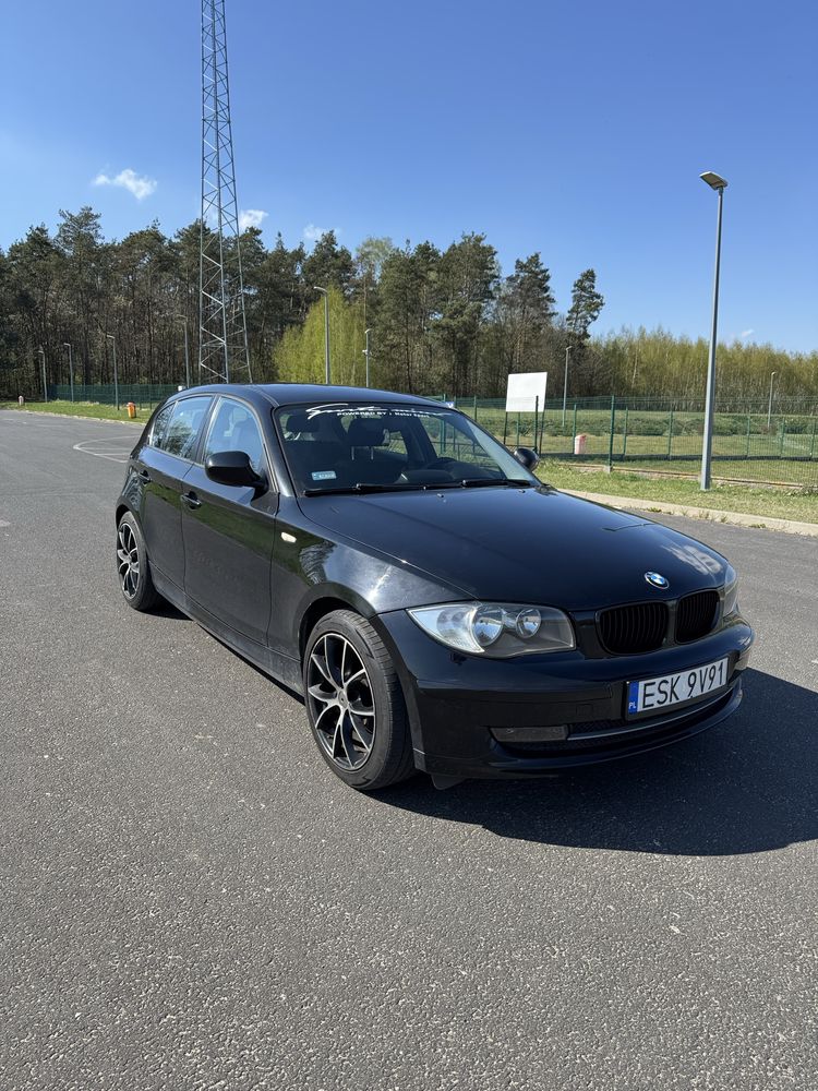 BMW E87 118D 2010r
