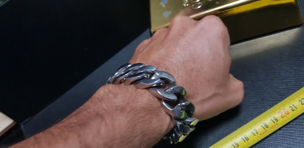 Pulseira aço muito grossa