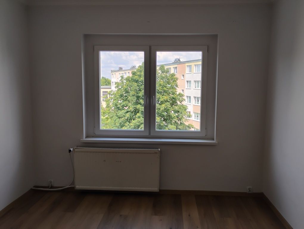 Sprzedam Okazyjnie 3pokojowe przestronne mieszkanie w kamienicy.