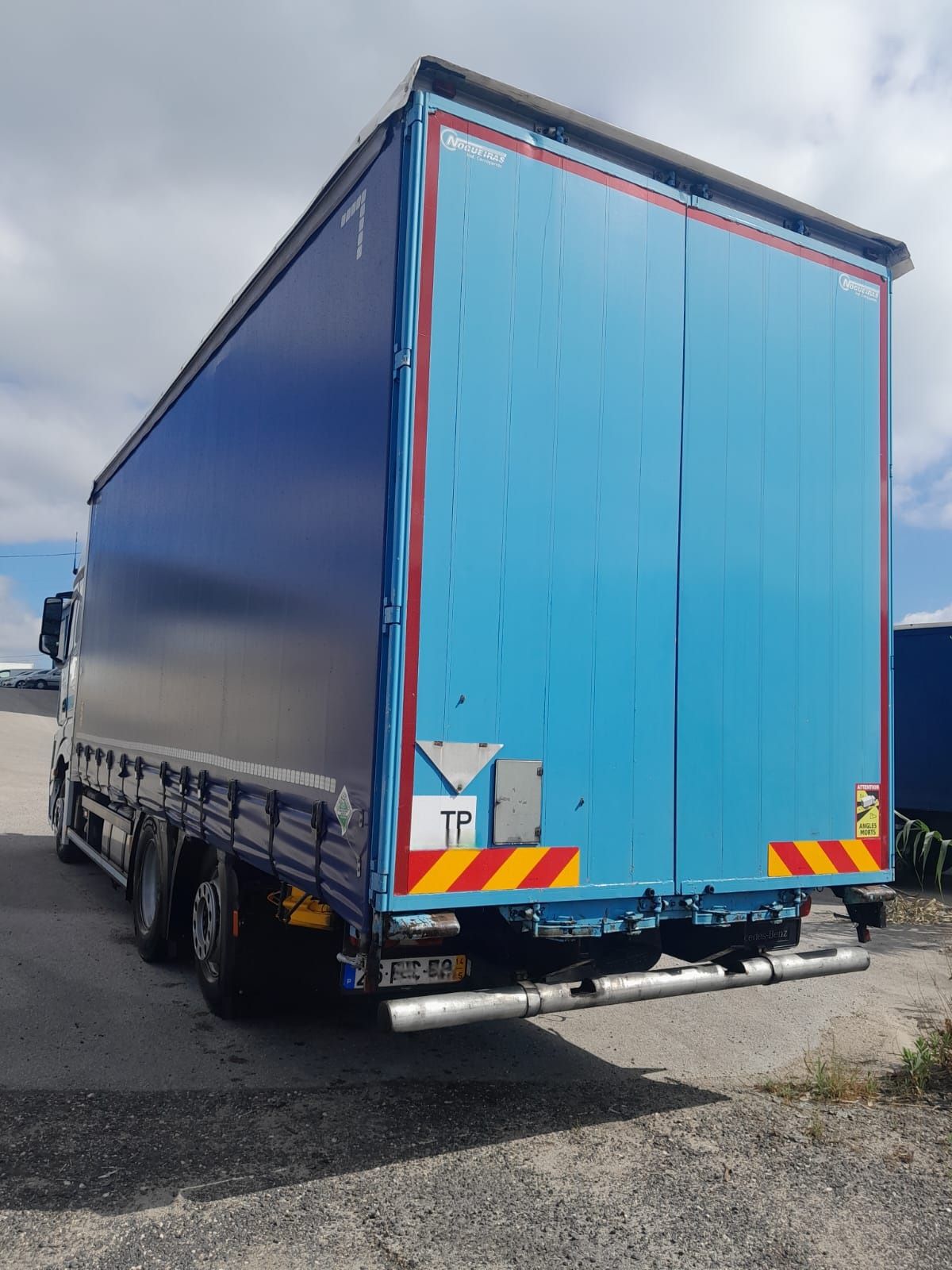 Mercedes Benz Actros 2542 de 2014 (ler descrição)