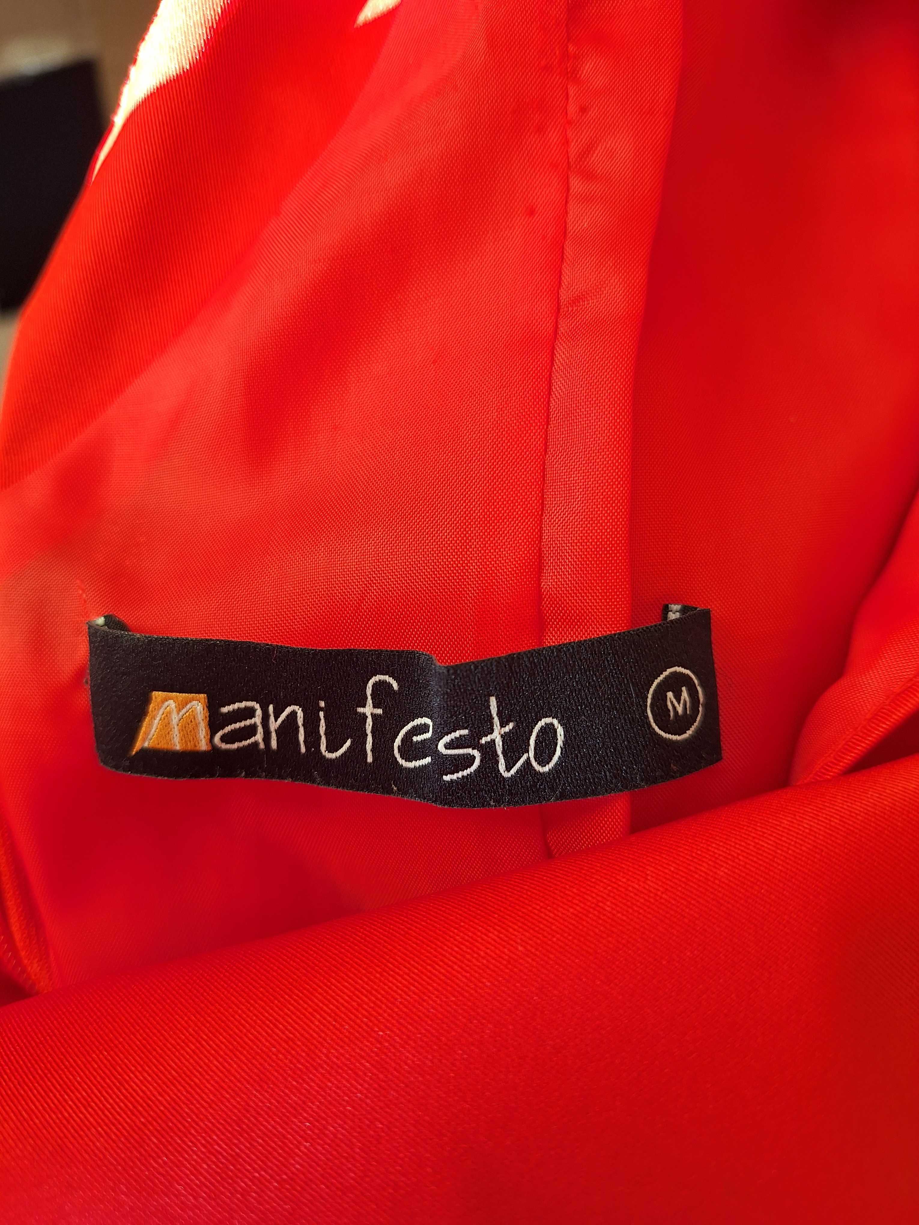 Czerwona sukienka Manifesto profilowana
