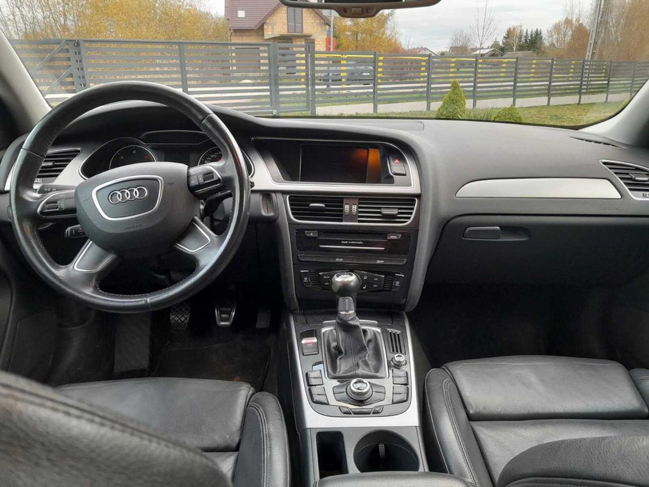 Sprzedam Audi A4 B8 AVANT 2.0 tdi
