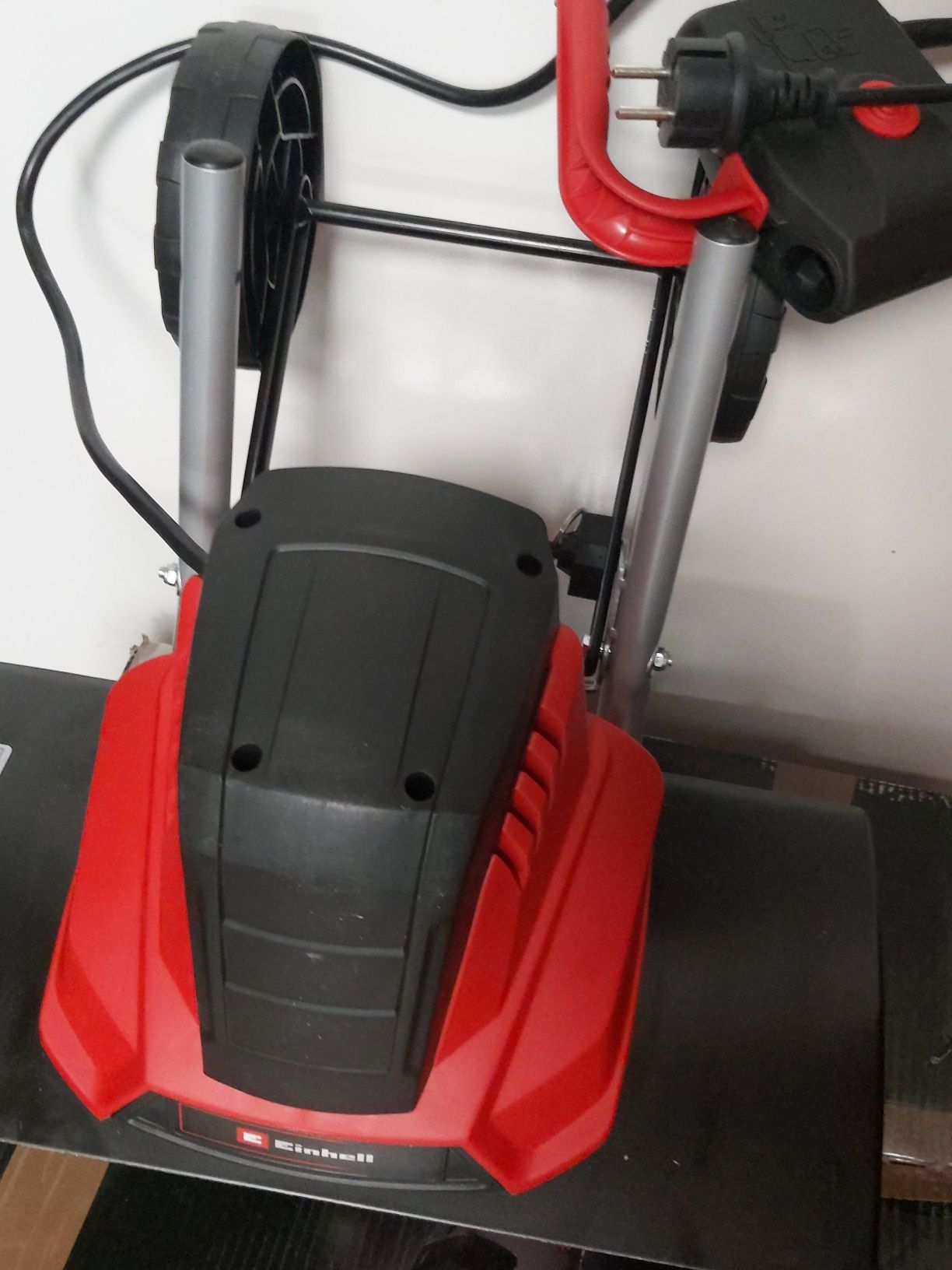 elektryczna glebogryzarka Einhell GC-RT 1545 M.