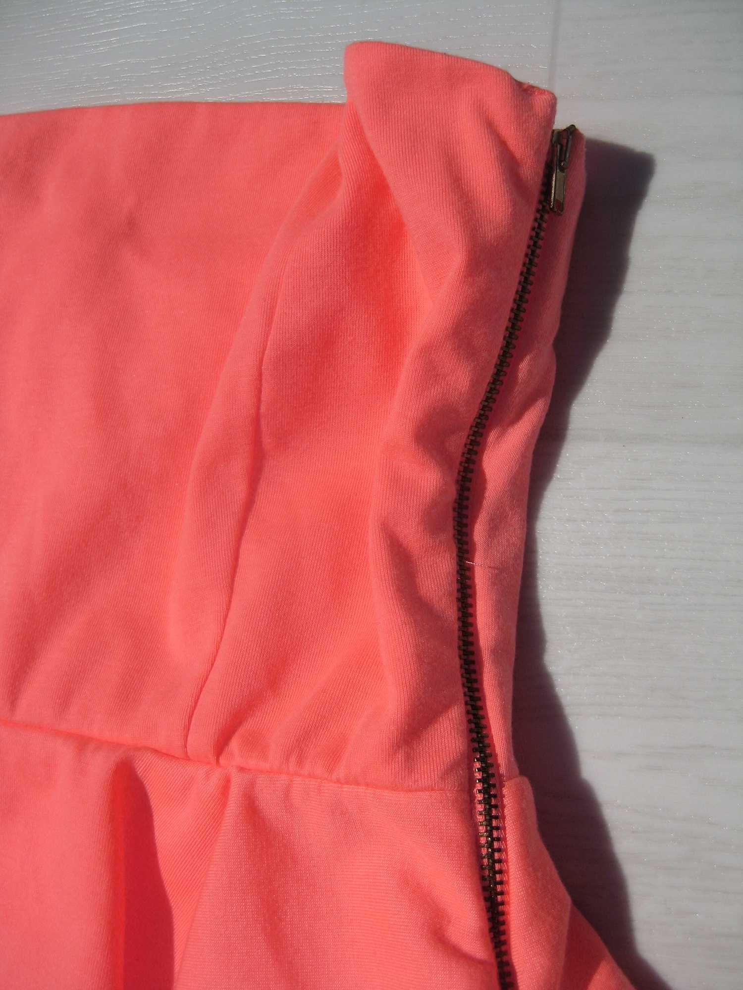 Яркое гелевое розовое оранжевое платье бюстье с баской Zara S