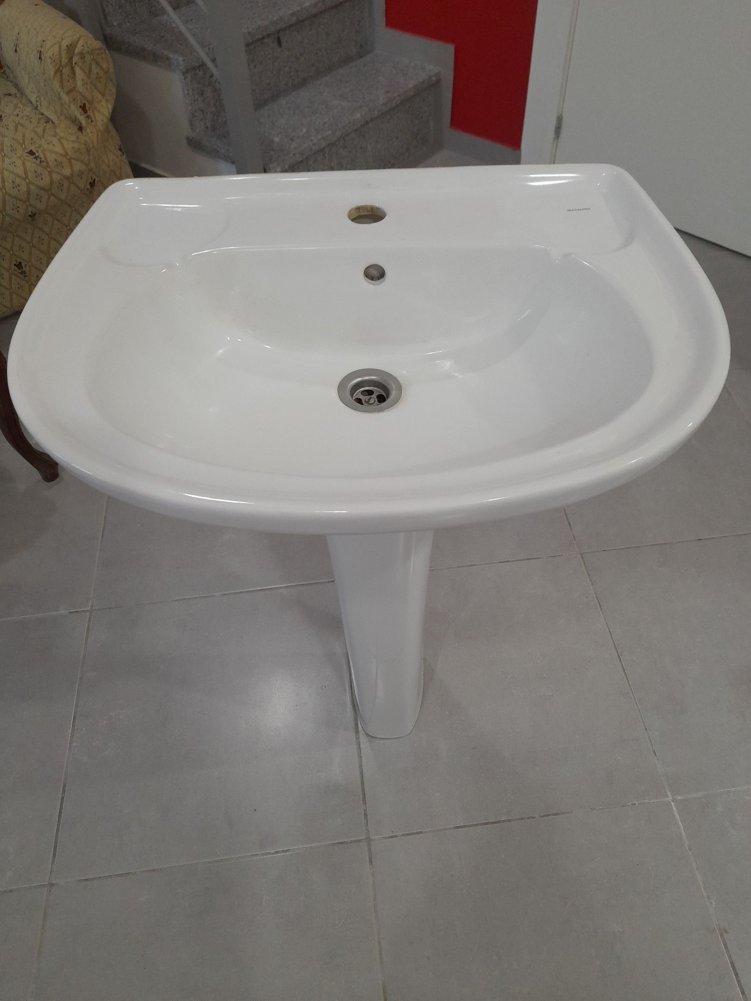 Conjunto de Portas de chuveiro para base de 80 cm e 2 Lavatório