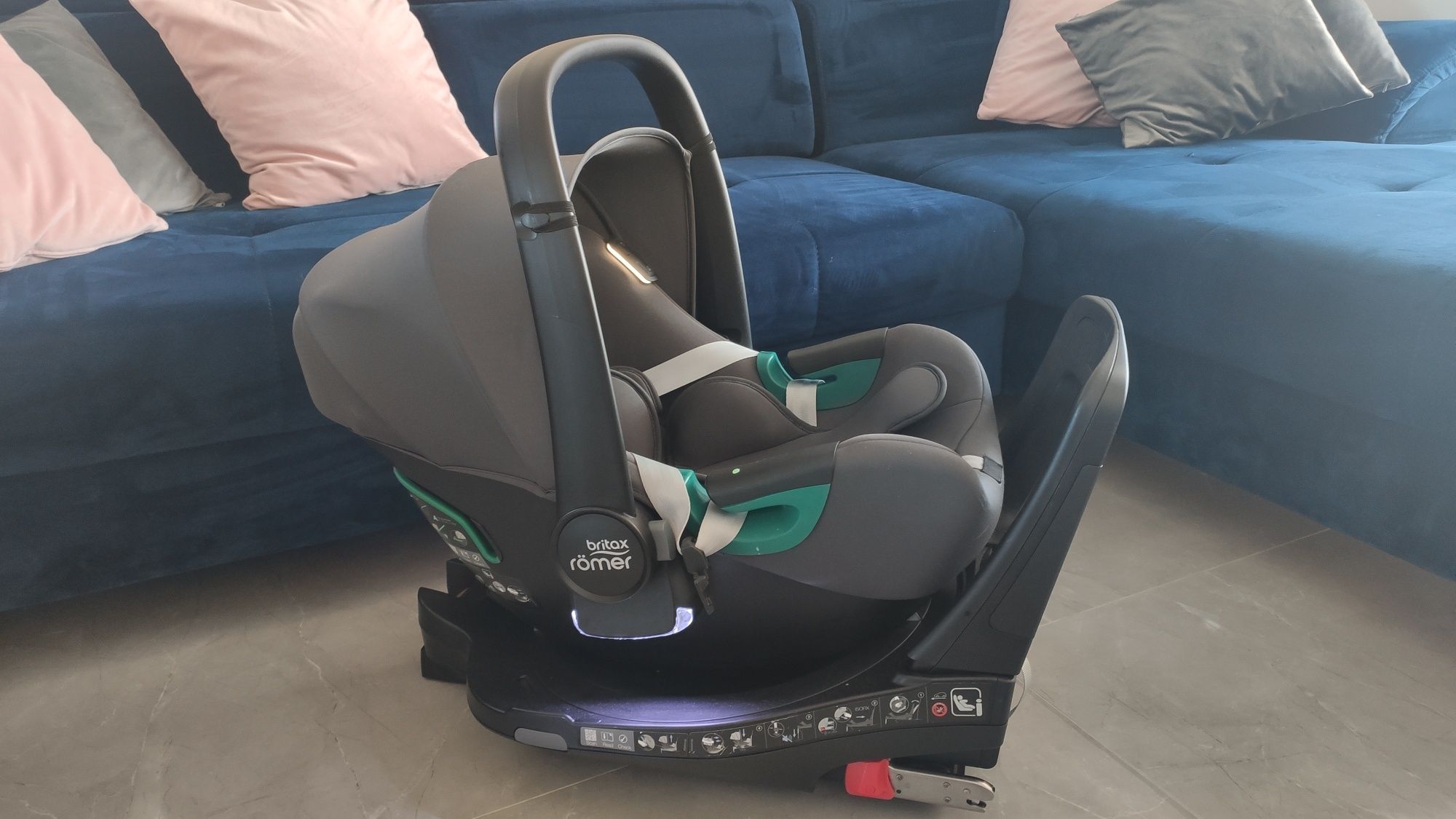 Fotelik z baza isofix Britax Romer iSENSE LED 0-13kg GWARANCJA