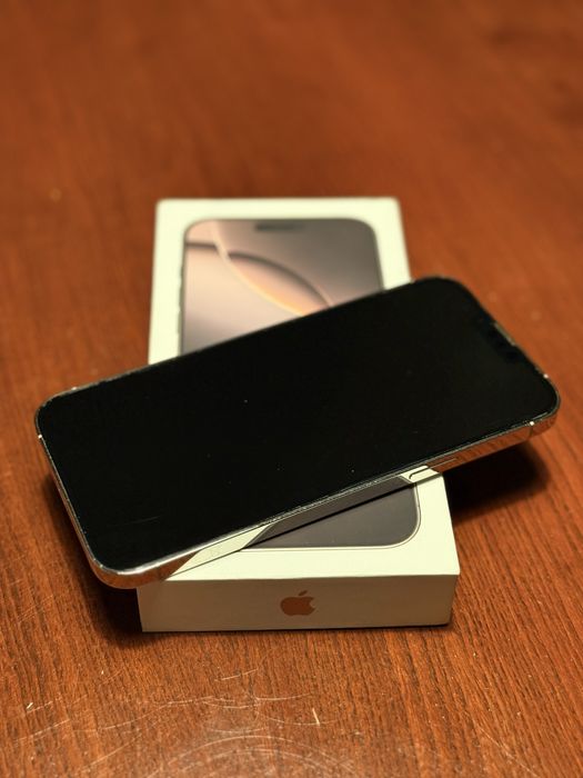 Iphone 13 Pro Max 256 GB Biały komplet