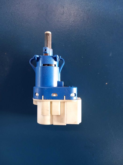 Czujnik hamulca światła stopu Range Rover Sport L494 15r