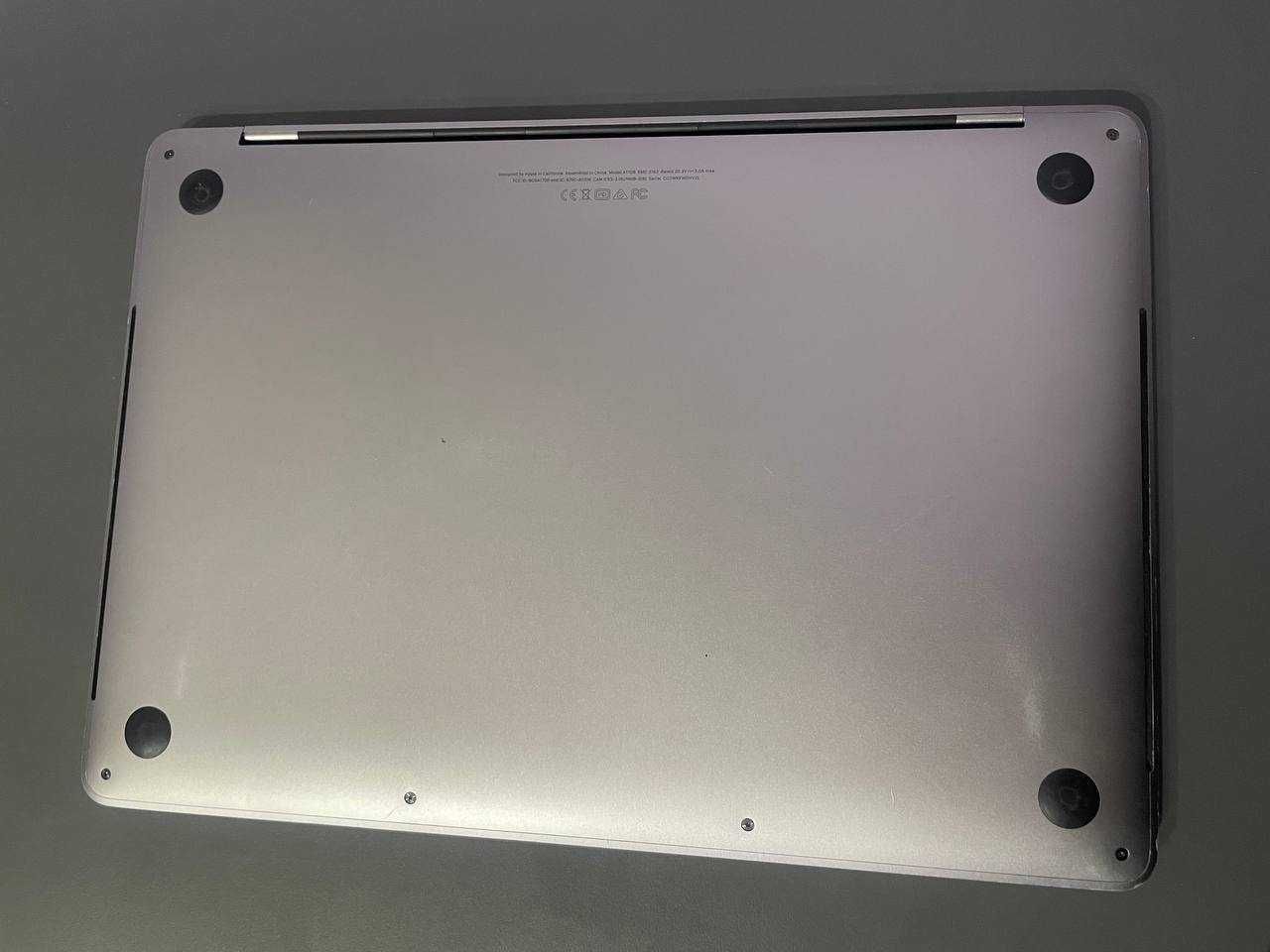 MacBook Pro 13 A1706 | TouchBar | Core i5 | 8GB/256GB SSD |