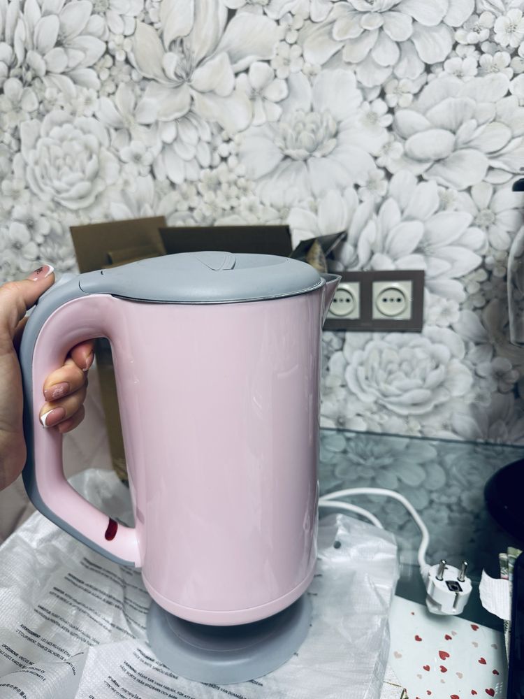 Продам чайник електричний 1,7 л