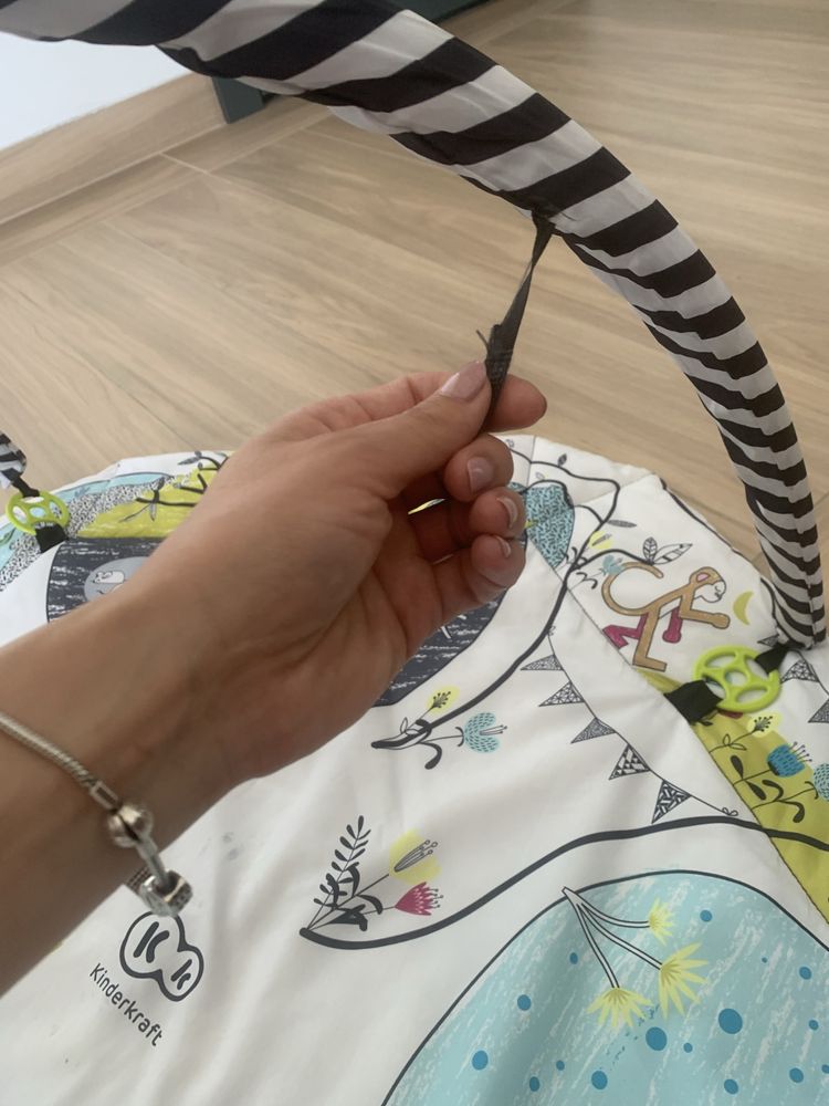 Mata kinderkraft dwie małe wady