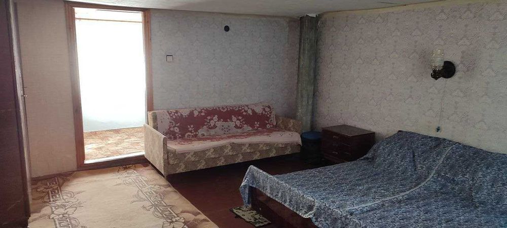 Продам 2-поверховий газифікований будинок з усіма зручностями,торг