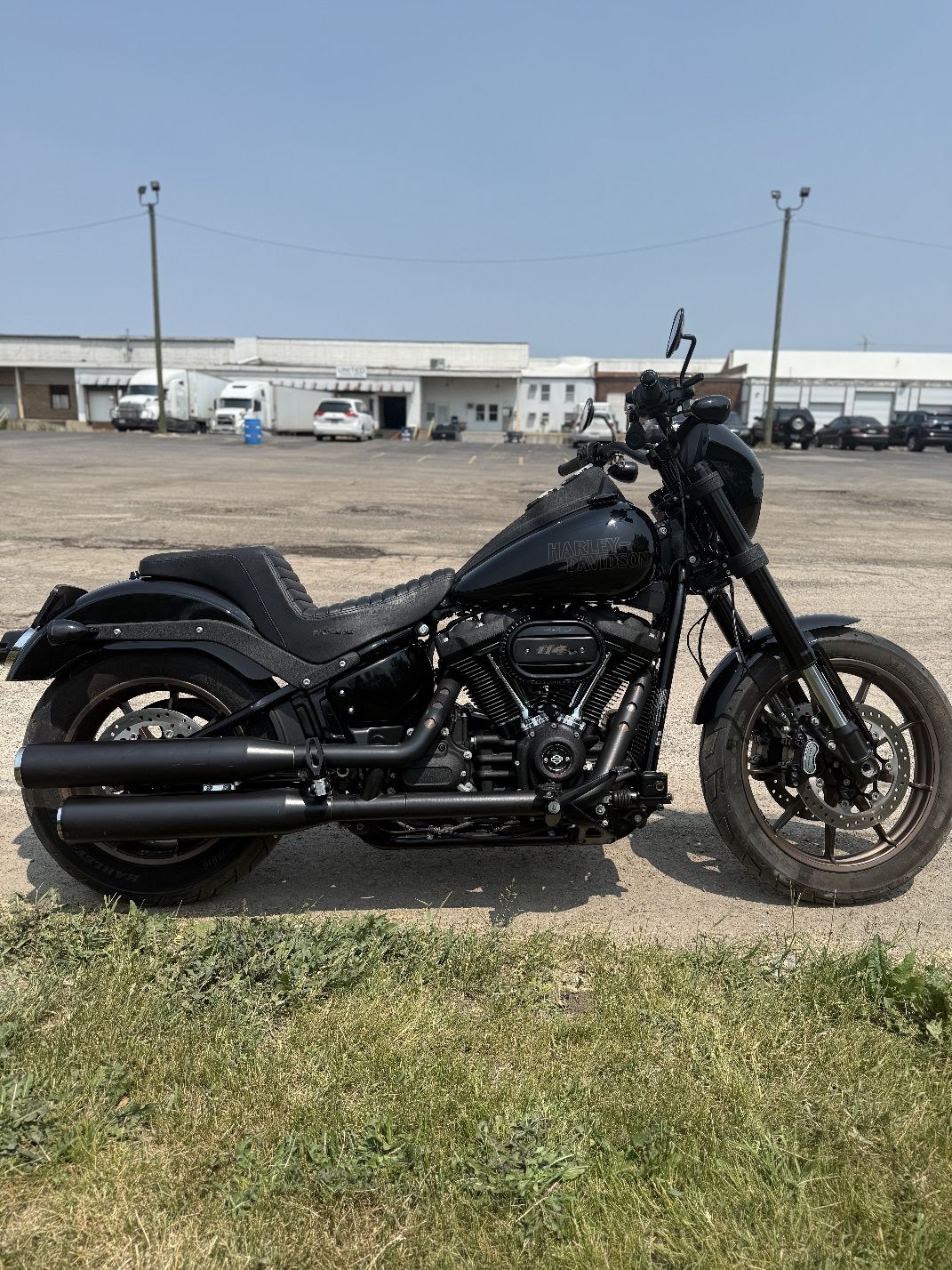 Harley Davidson. 
2020 рік 
3150 миль пробігу, тобто 5040 км. Без ДТП.