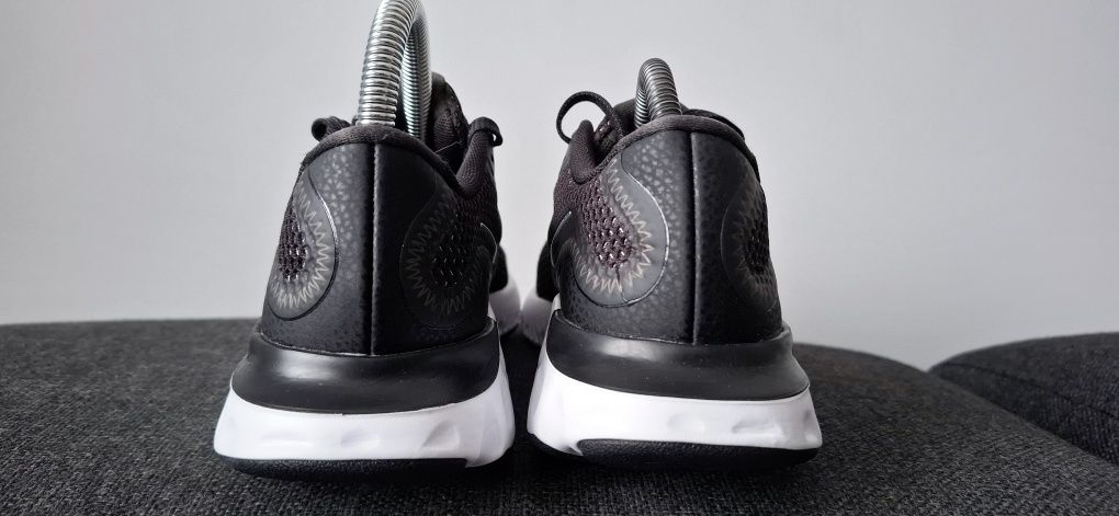 Nike Renew Run, damskie obuwie sportowe, adidasy, roz. 36,5