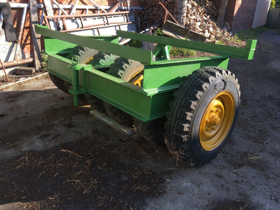 Wał łąkowy pryzmowy kiszonkowy