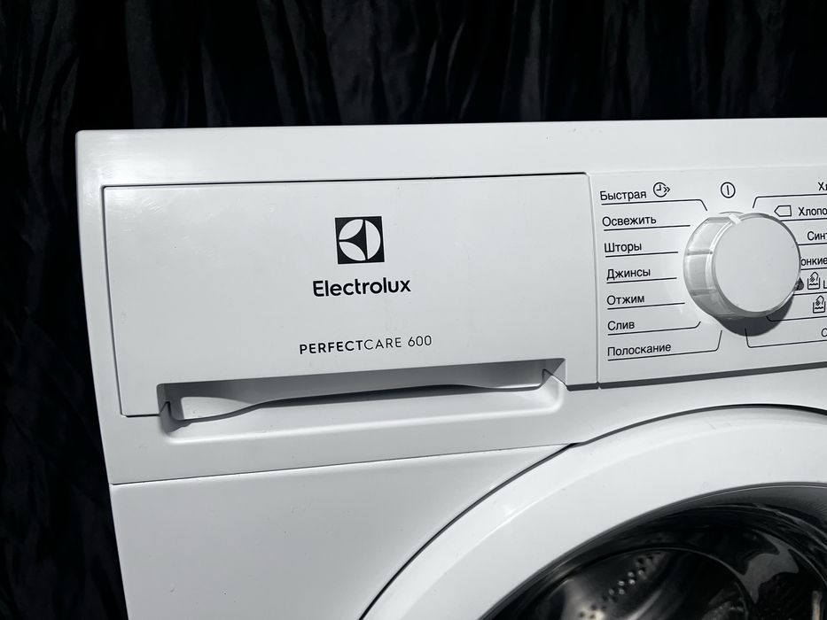 6 кг 1000 об современная стиральная машина ELECTROLUX ew6s5. Доставка