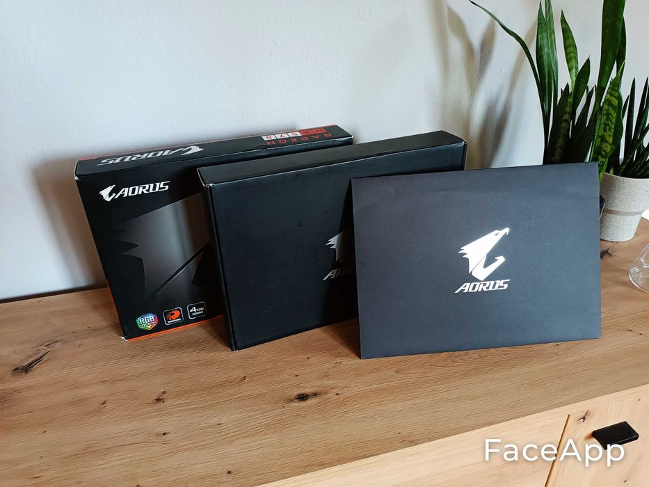 Karta graficzna Radeon RX 570 stan Bardzo Dobry