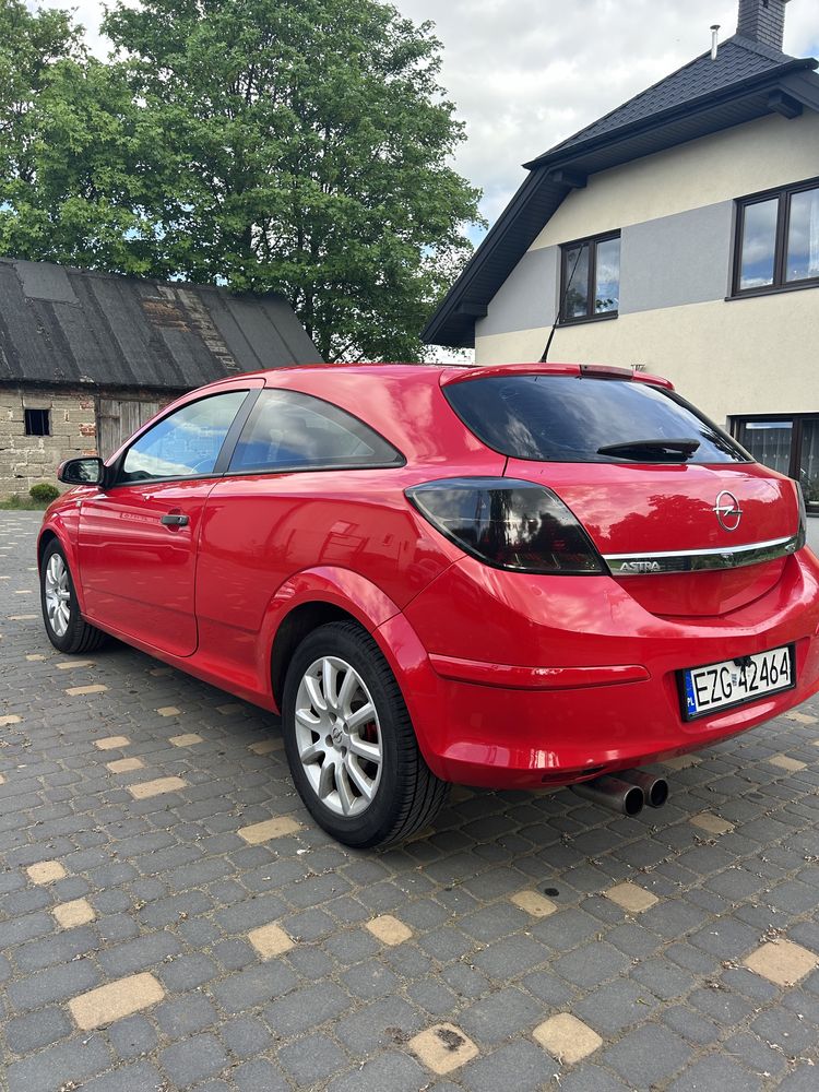 Opel Astra H gtc 2009r.