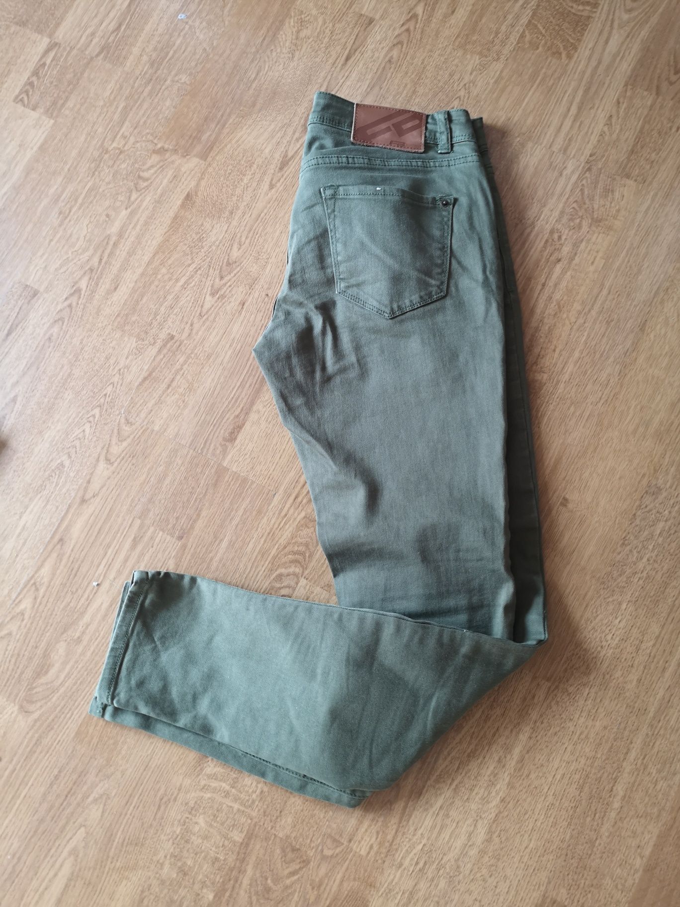 Spodnie jeans khaki rozmiar M