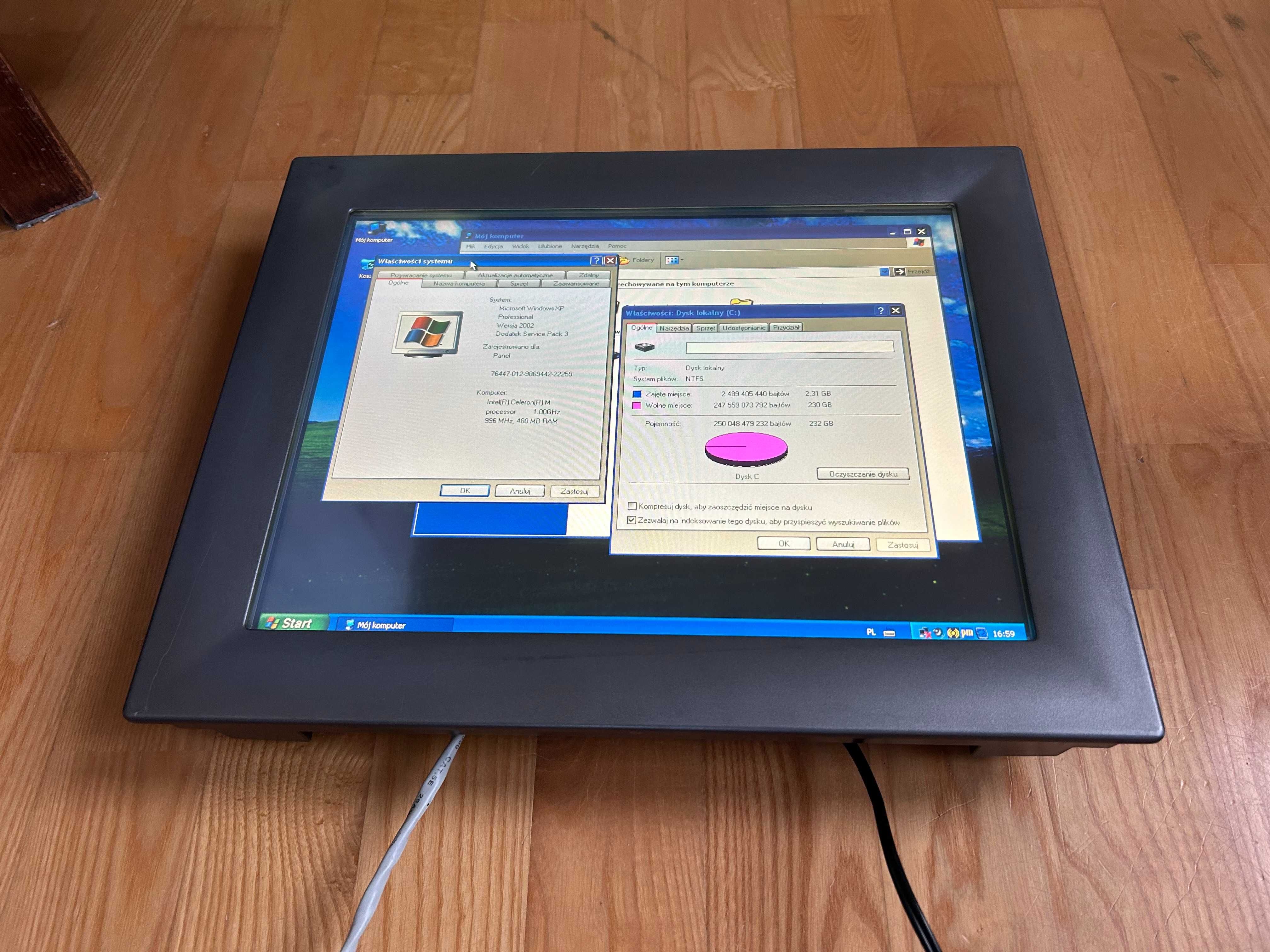 Komputer Przemysłowy Panelowy Advantech TPC-1570, Panel