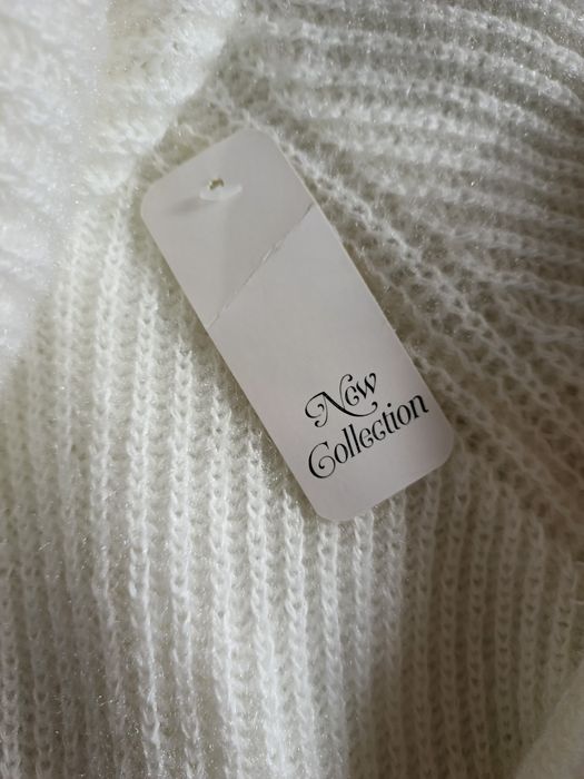 Жіночий в'язаний светр. Новий