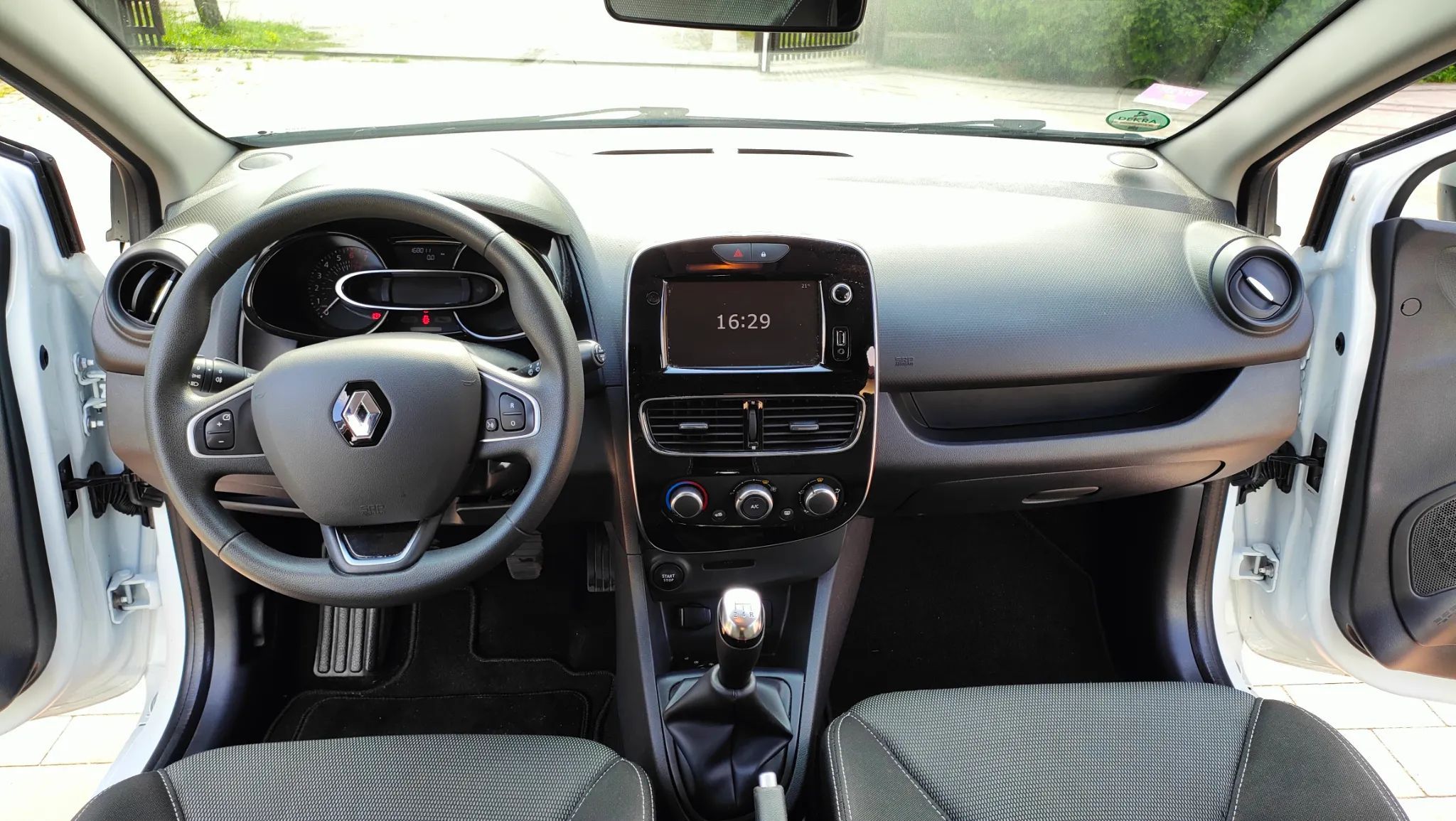 Renault Clio Renault Clio IV Life . Super Stan
