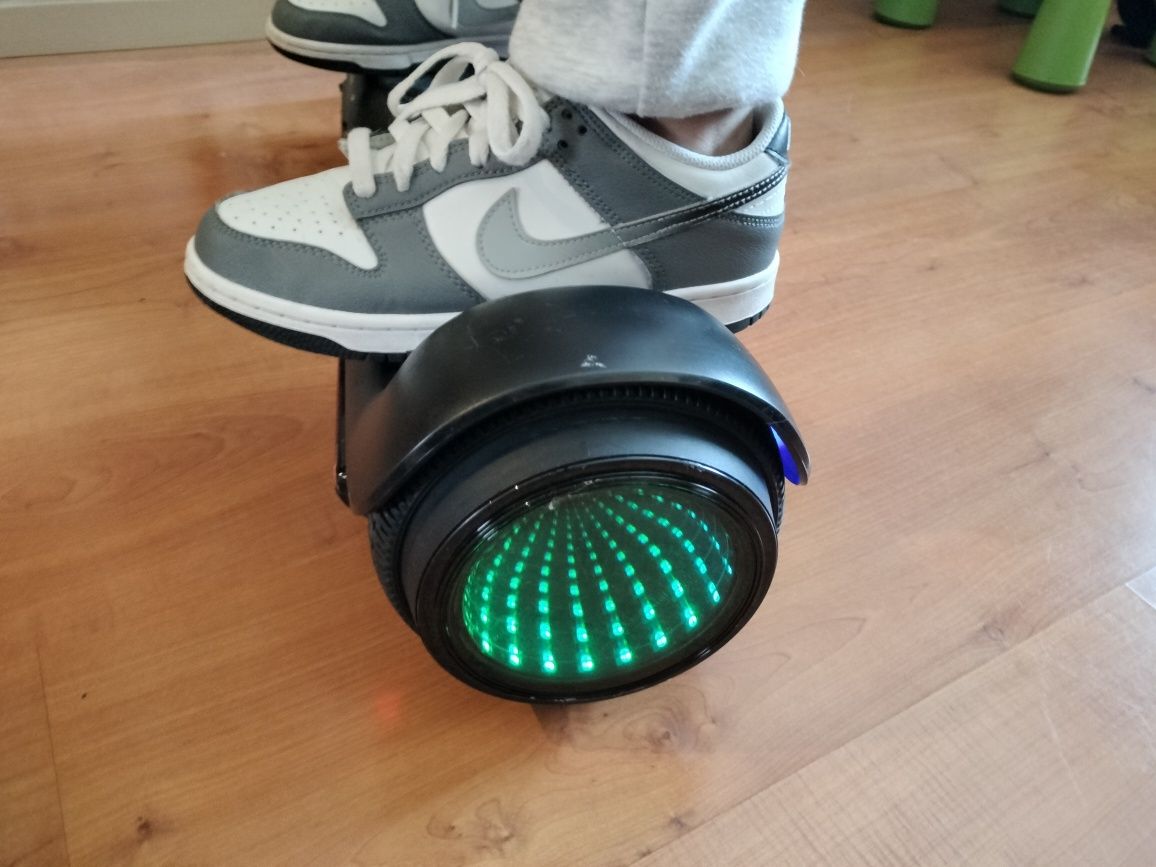 Hoverboard Whinck Led 3D Flashing Wheels com colunas incorporadas