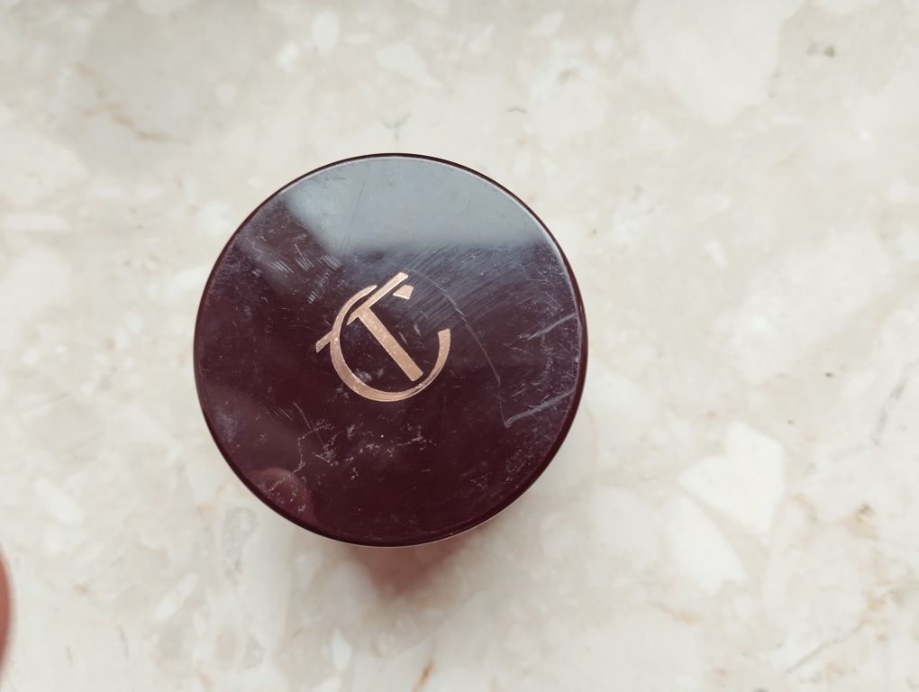 Cień Charlotte Tilbury Eyes to Mesmerise Oyster Pearl