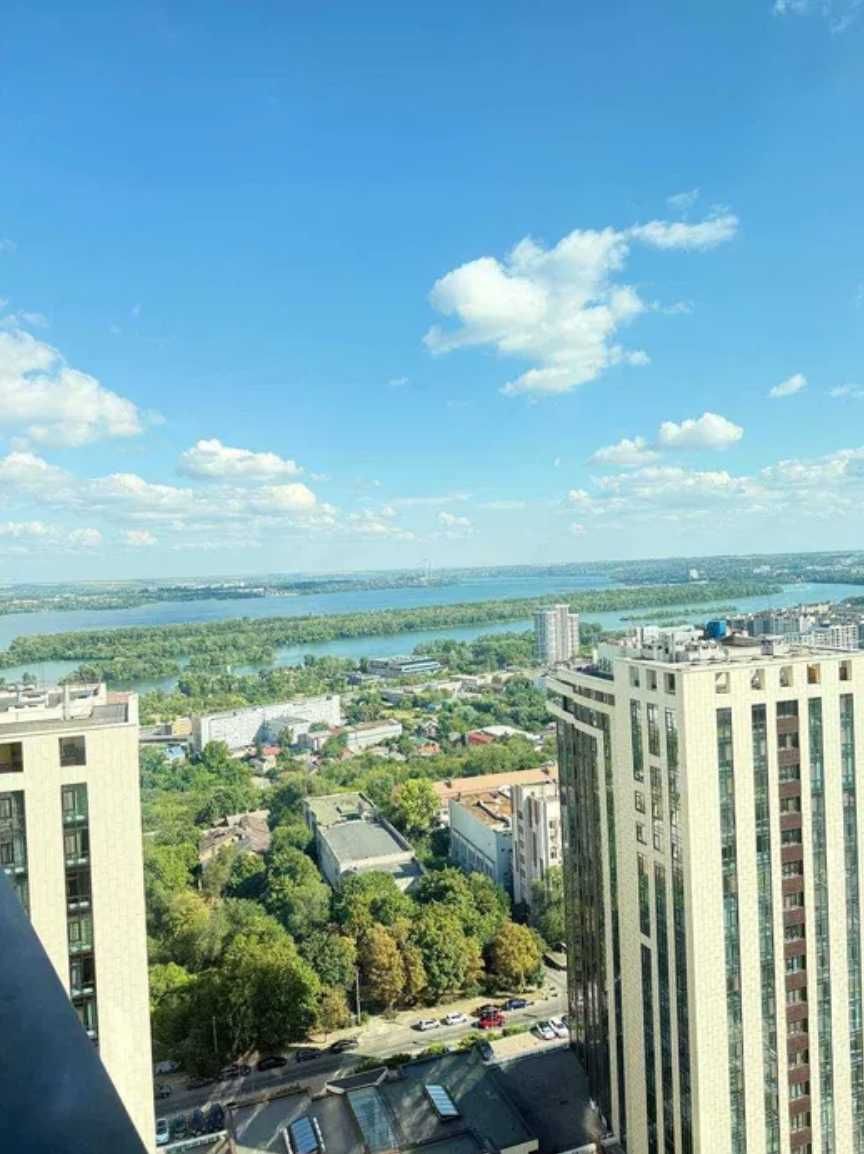 Продам 3х кімнатну квартиру ЖК Панорама Нагірний Парк Шевченка 3 вікна