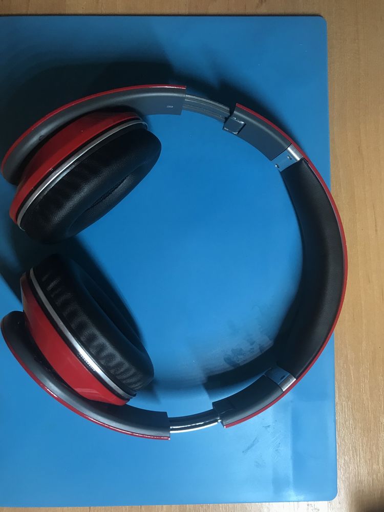 Monster Beats by Dr. Dre Studio Red