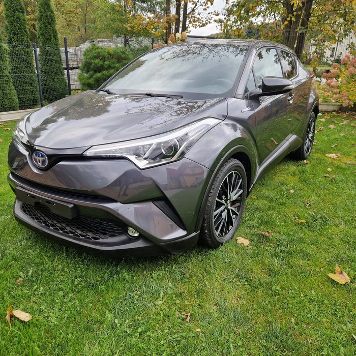 Toyota C-HR Hybryda 1.8  Automat maly przebieg