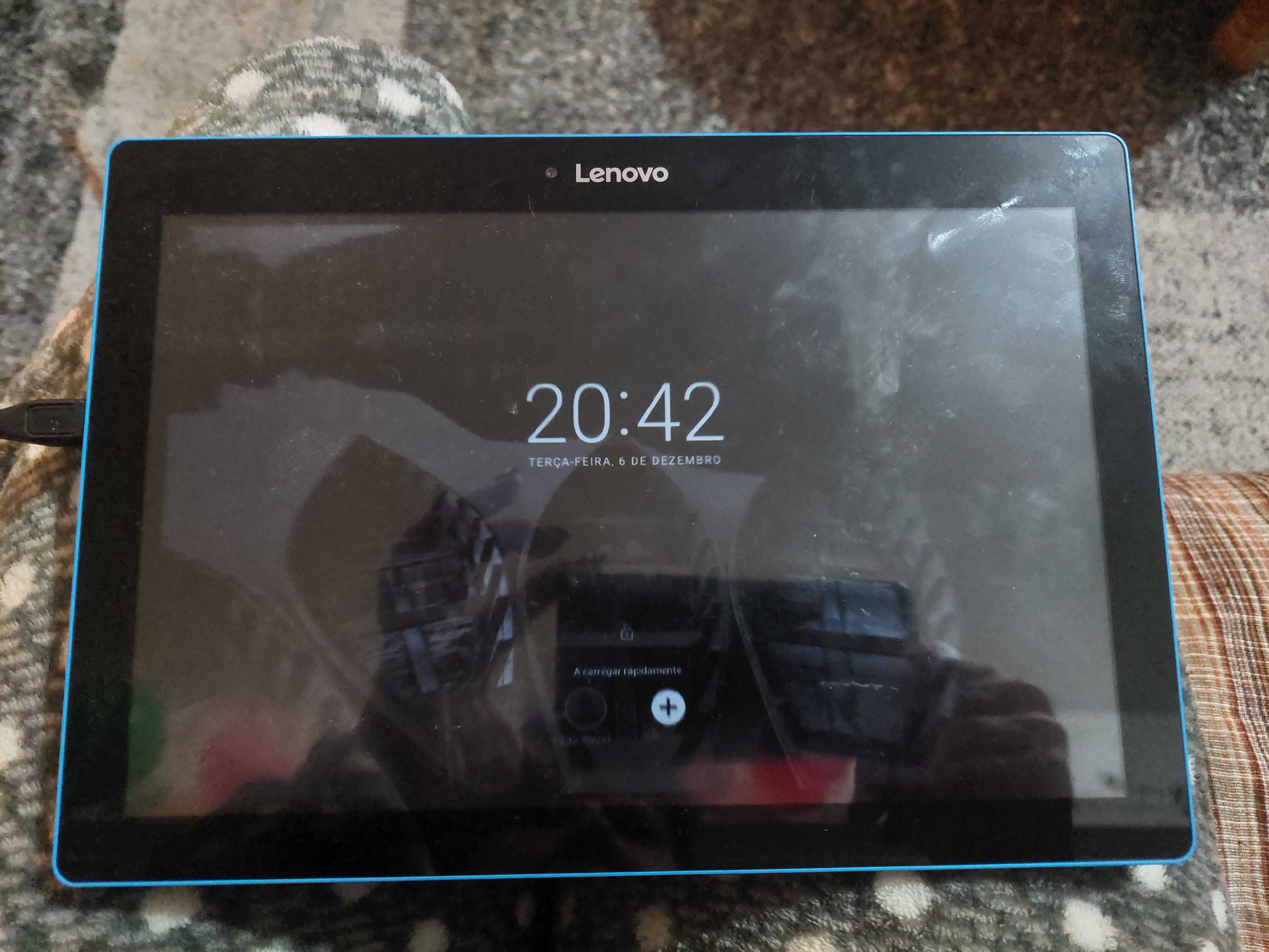 Tablete Lenovo usado