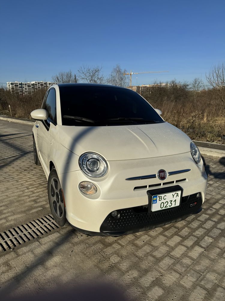 Fiat 500e 2015 електричне авто