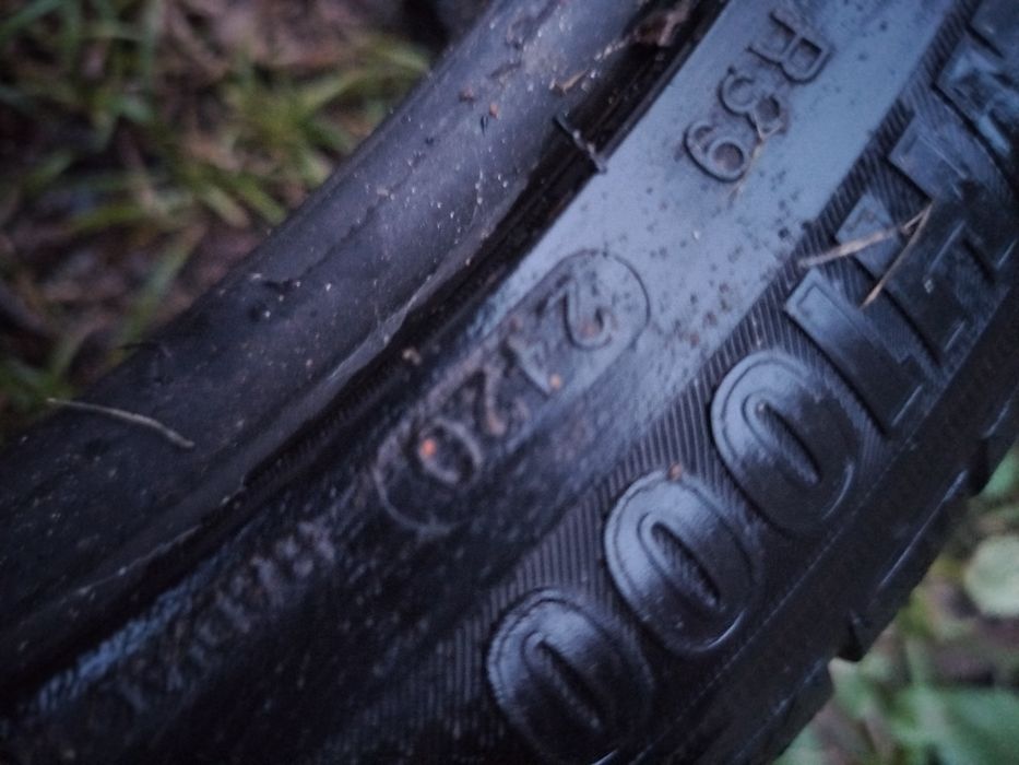 Opony zimowe zeetex 215/45r17