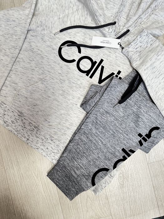 CALVIN KLEIN ОРИГІНАЛ. Світшот кофта худі сіра молочна бежева L XL
