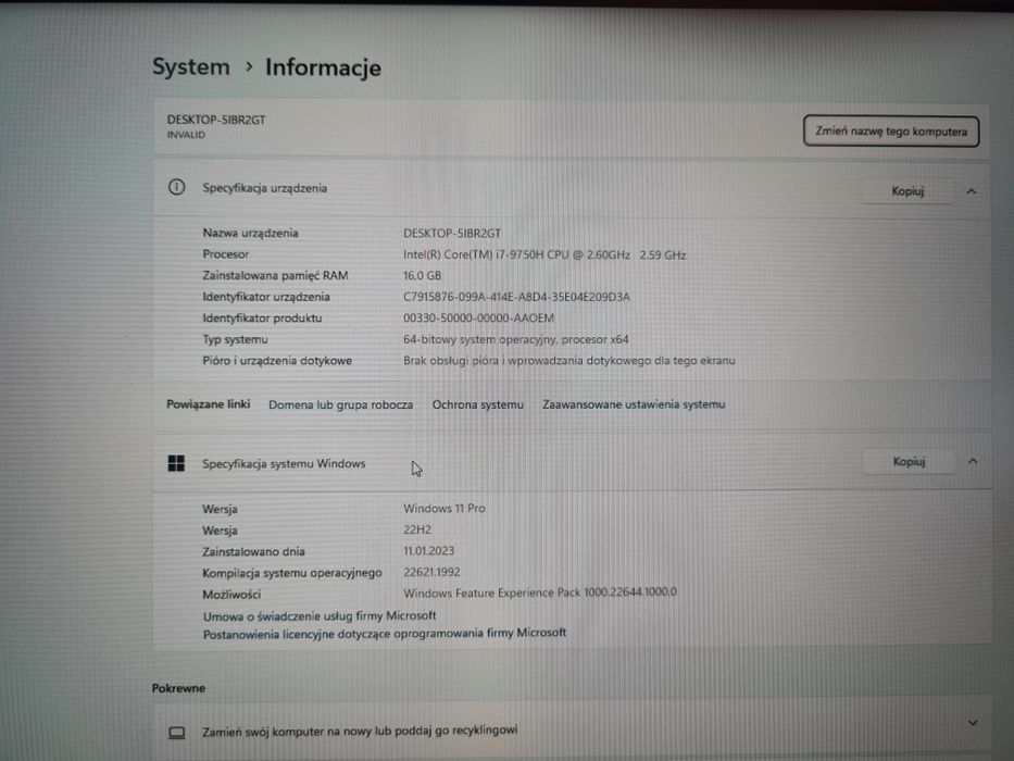 Lenovo Legion Y740-17IRHg i7-9750H/16GB RTX2070 Max-Q 144HZ