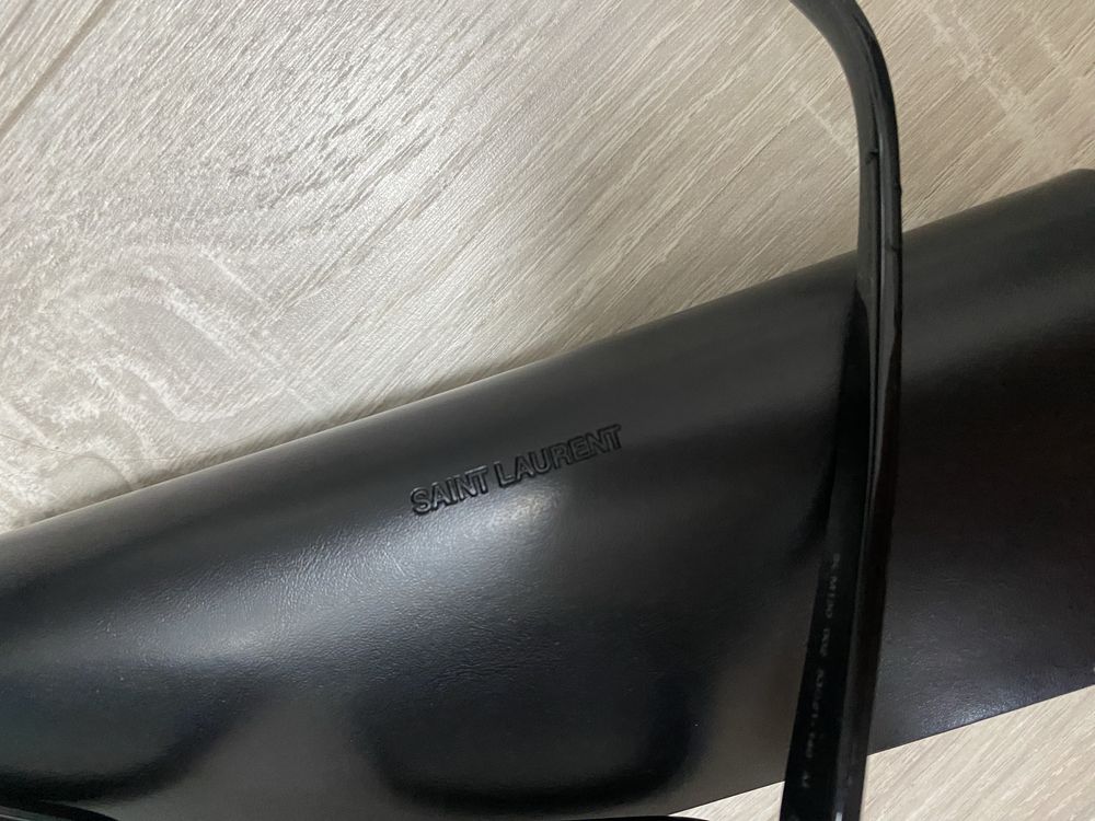 Saint laurent okulary przeciwsloneczne model SL M130