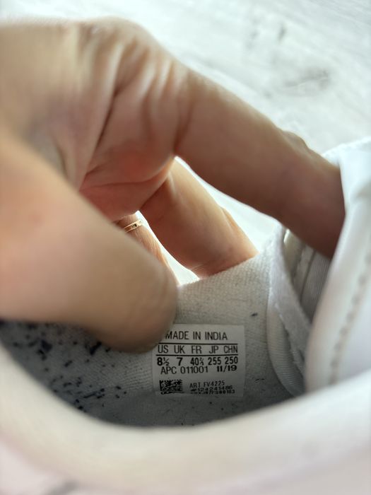 Adidas Rivalry чоловічі кросівки білі шкіра 40 розмір