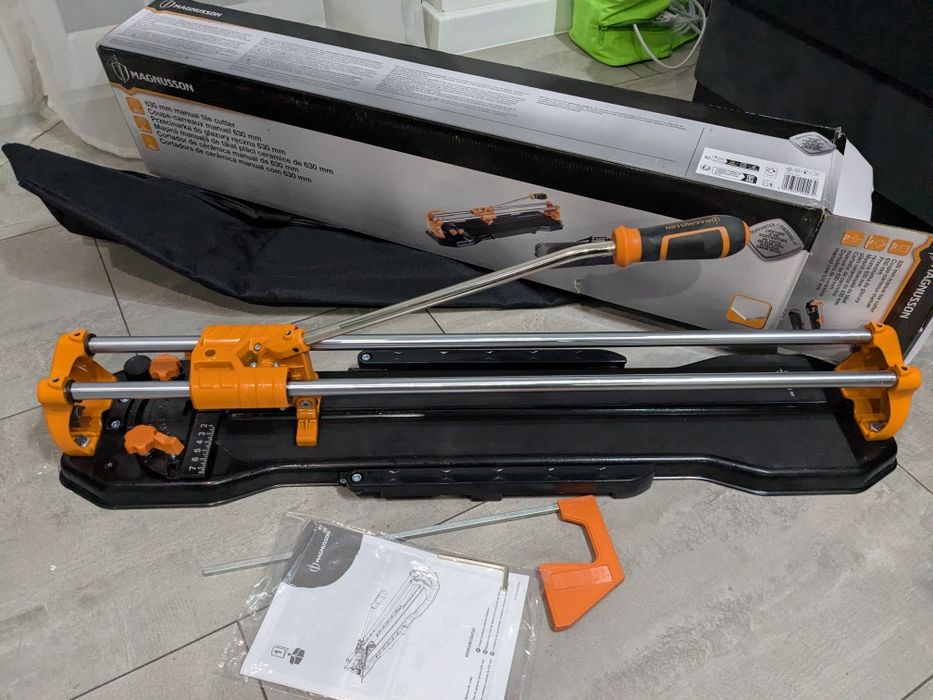 Maszyna urządzenie  do cięcia płytek gresu  gilotyna