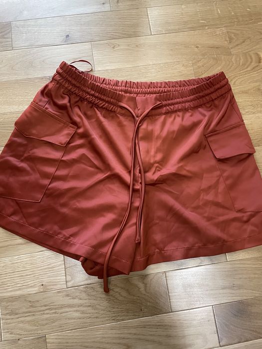 Szorty krótkie spodenki Zara 36 S atlas satyna